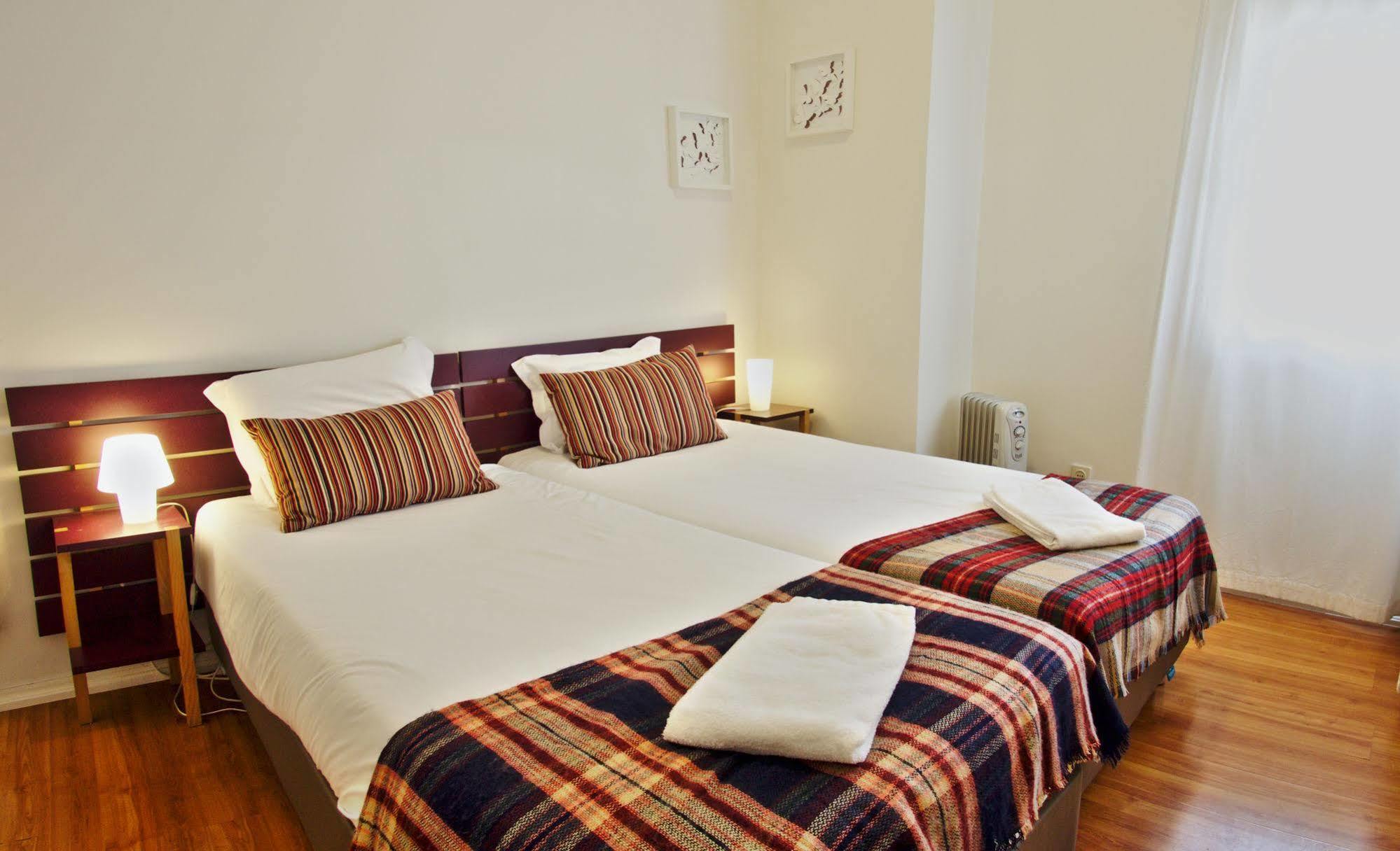 Spot Apartments Порту Экстерьер фото